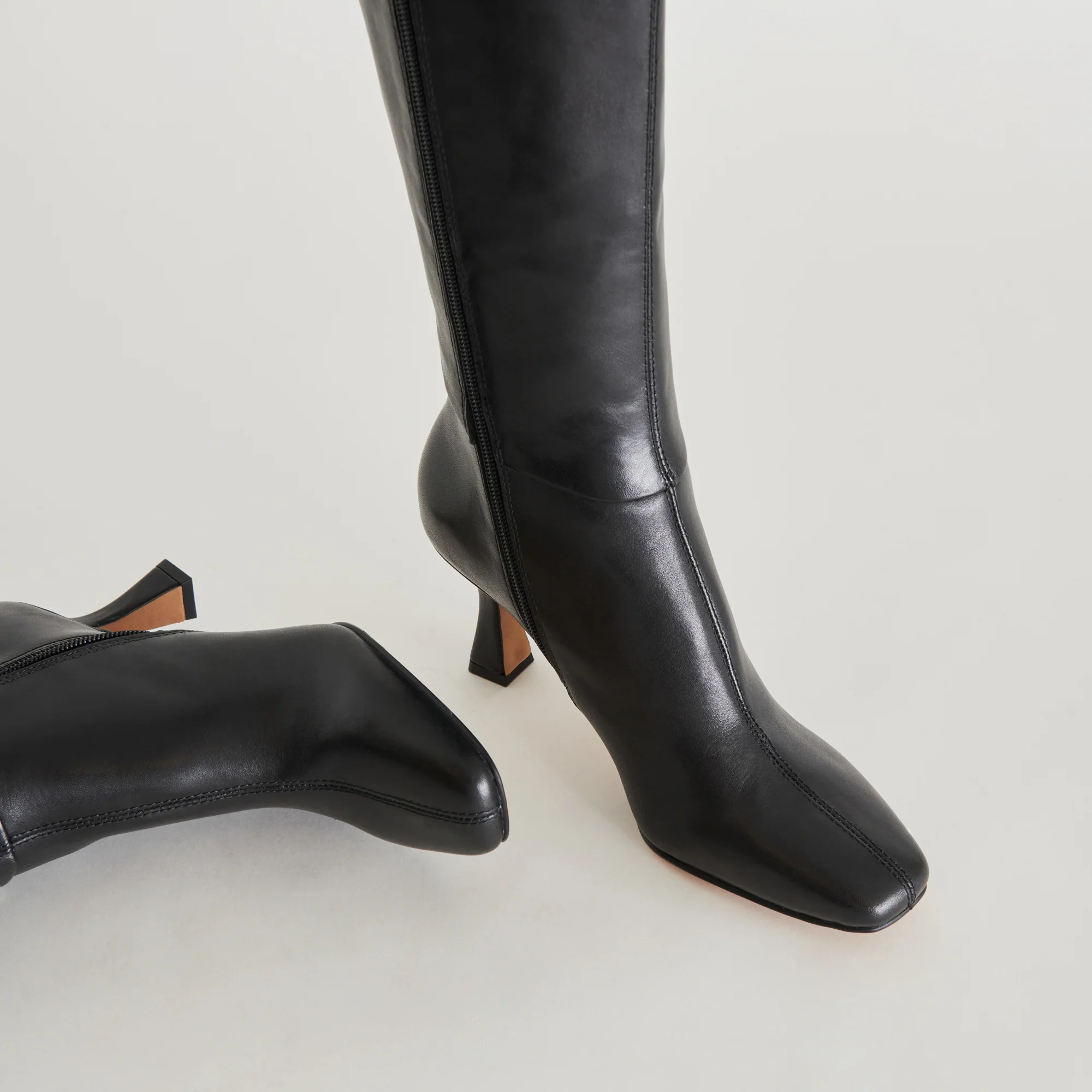 GYRA EXTRA WIDE CALF BOOTS BLACK LEATHER - Image 13
