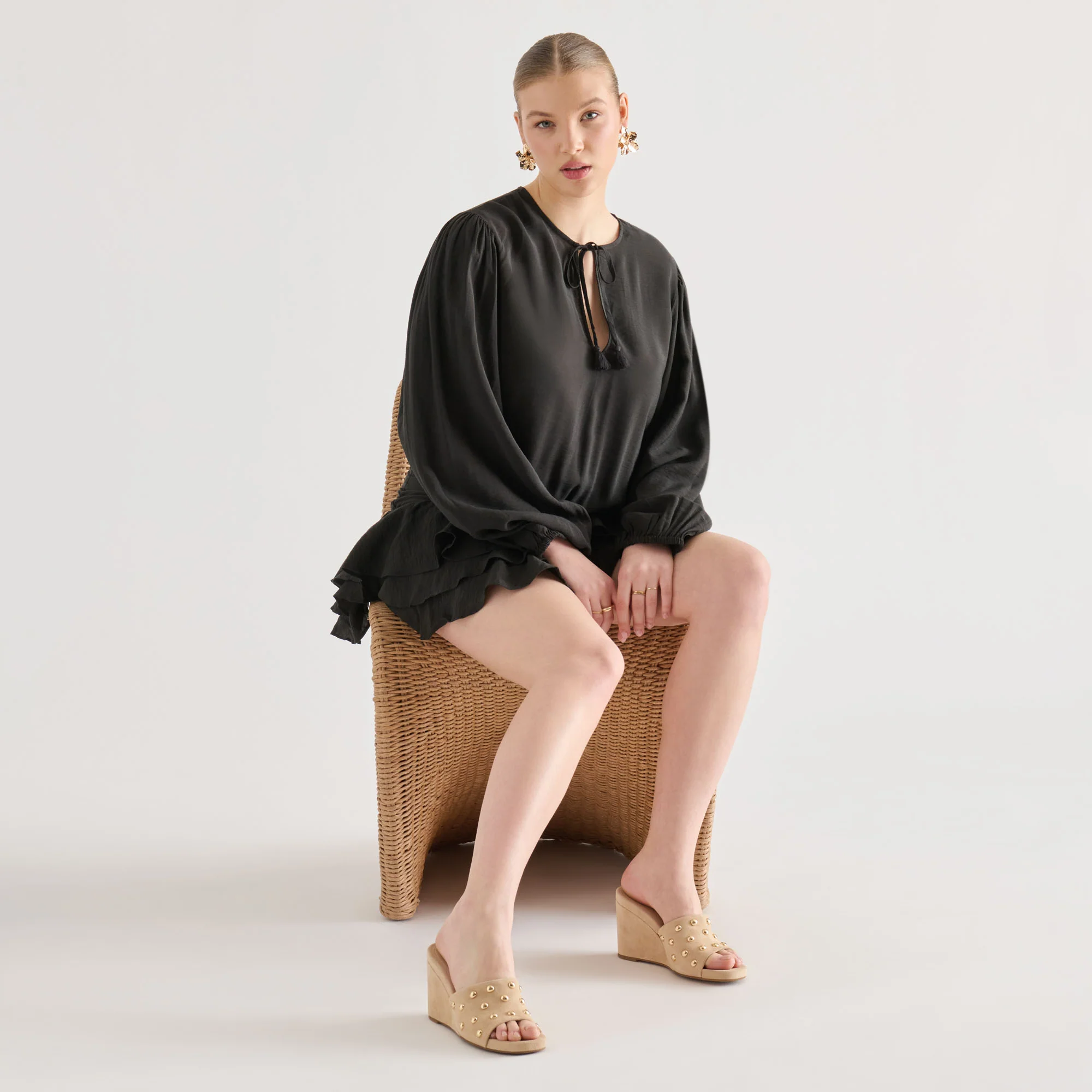 HOLTA STUD WEDGES CAMEL SUEDE - Image 8