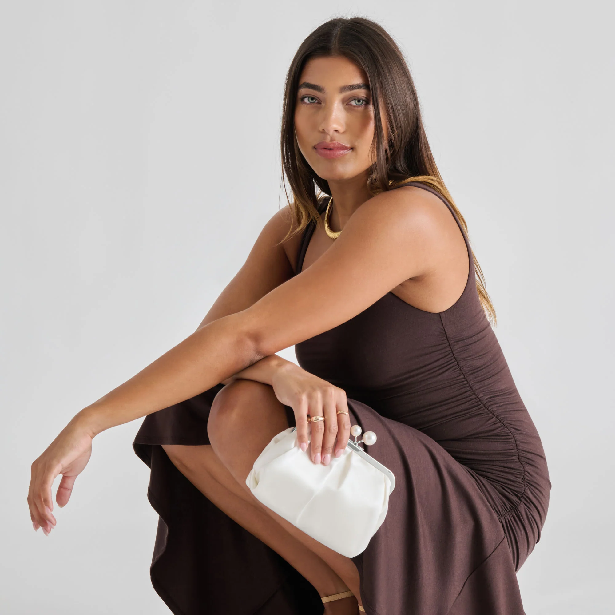 KENDALL CLUTCH WHITE SATIN - Image 6