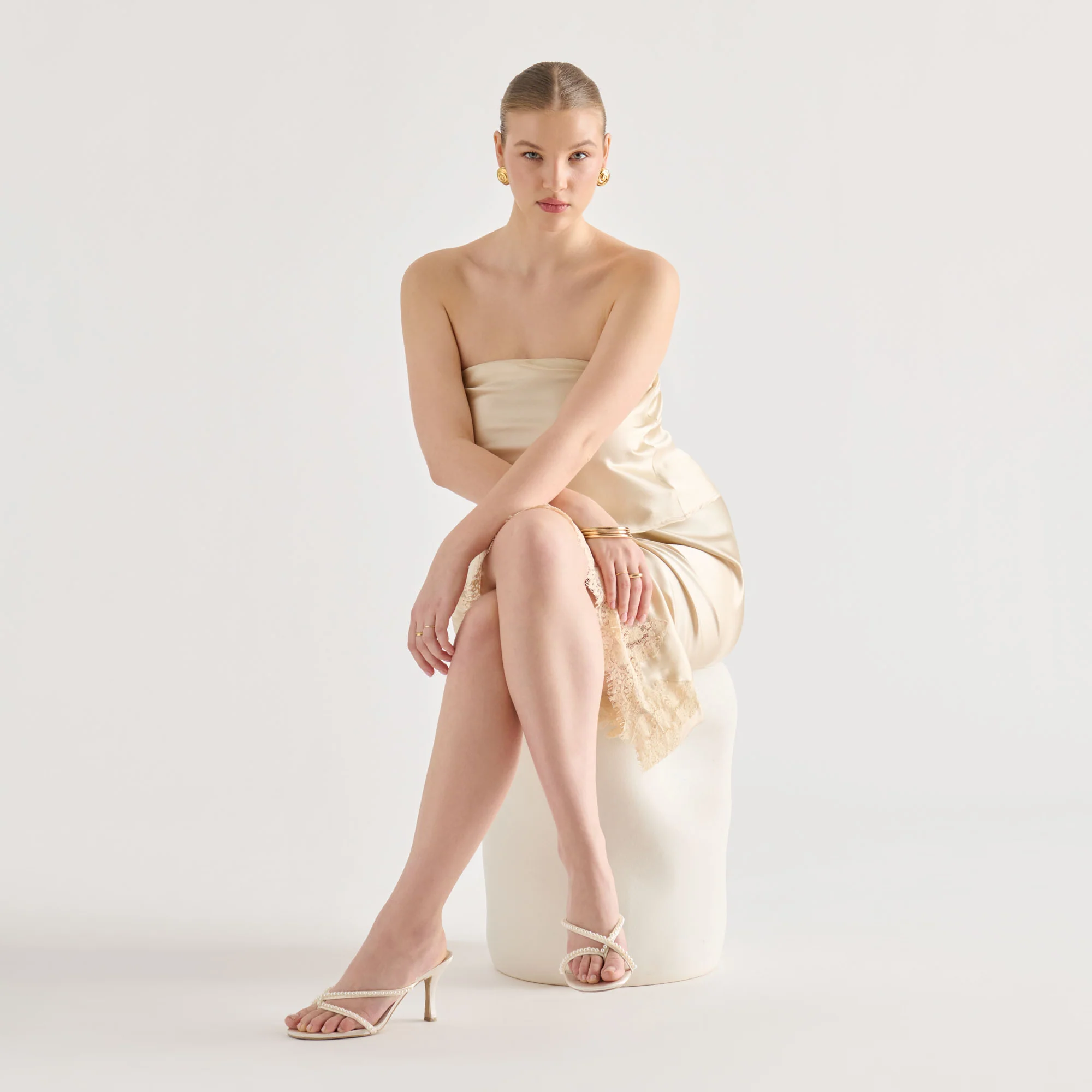LIANO PEARL HEELS OFF WHITE SATIN - Image 4