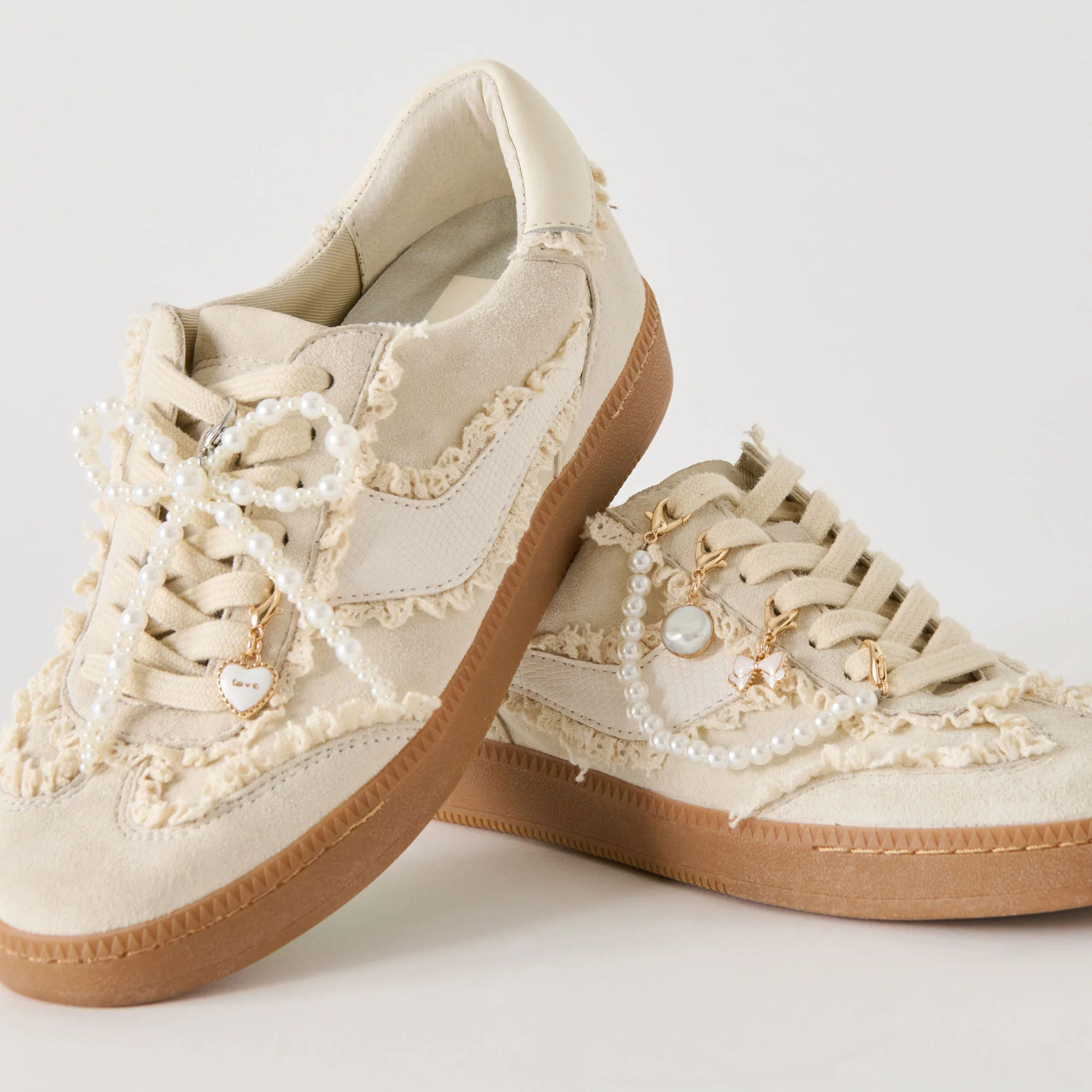 NOTICE LACE SNEAKERS IVORY SUEDE + PEARL CHARM BUNDLE - Image 5