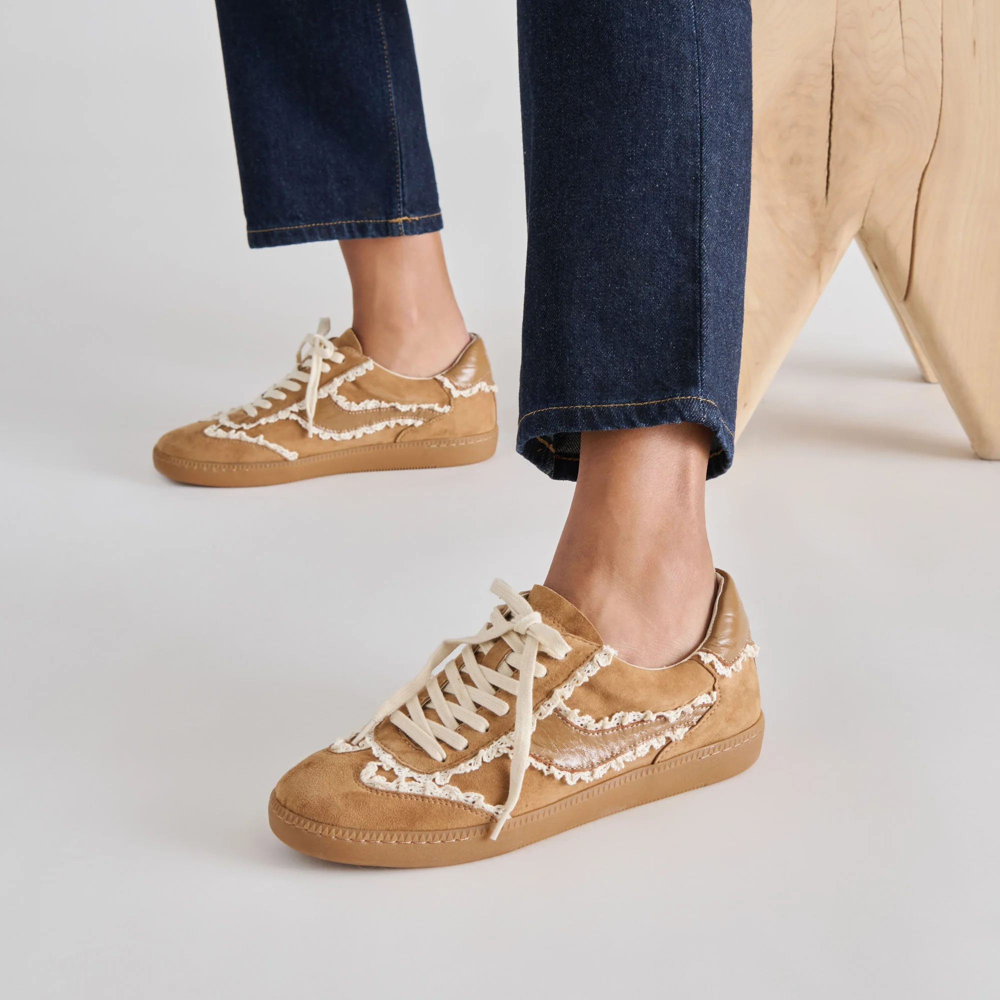 NOTICE LACE SNEAKERS LT BROWN SUEDE - Image 10