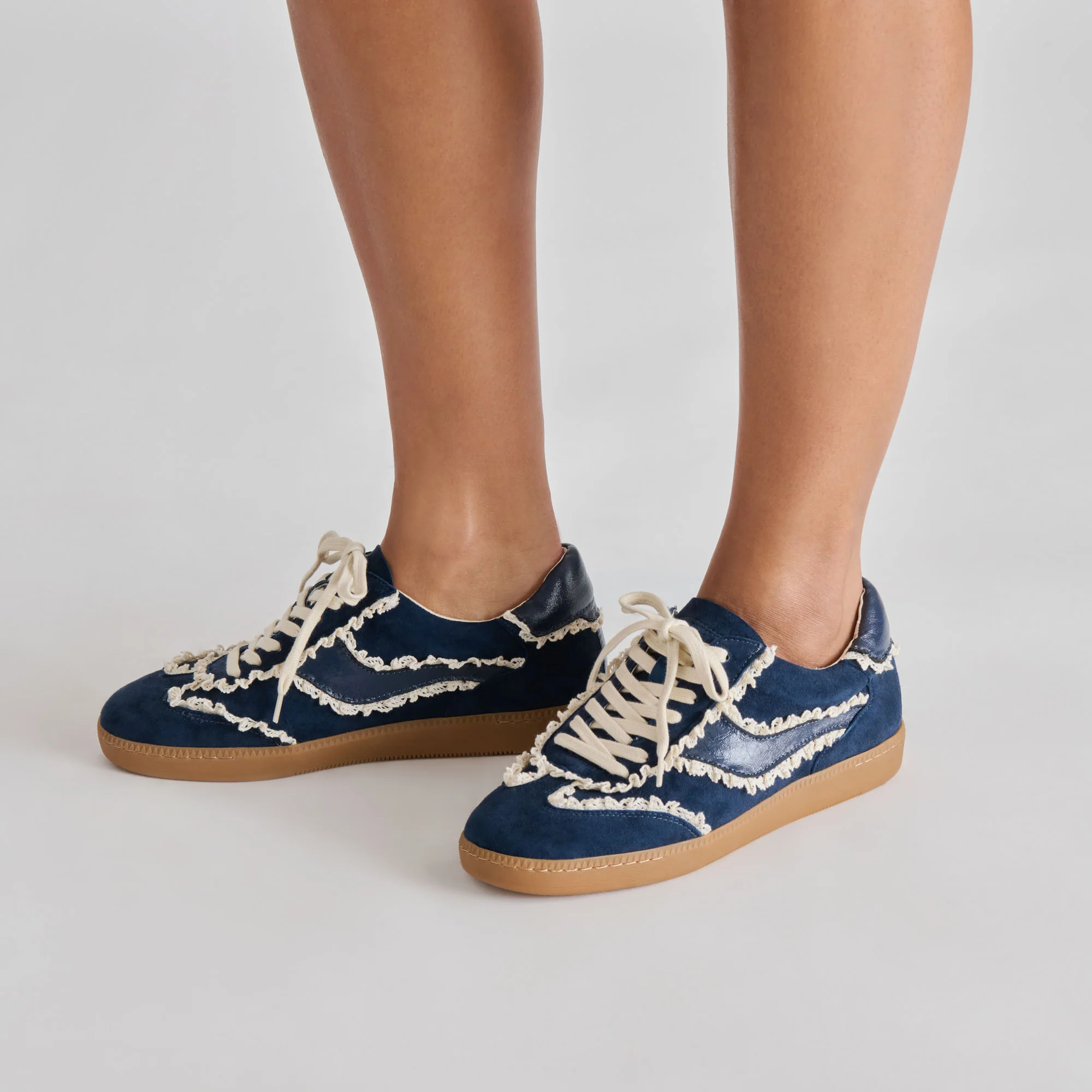 NOTICE LACE SNEAKERS NAVY SUEDE - Image 2