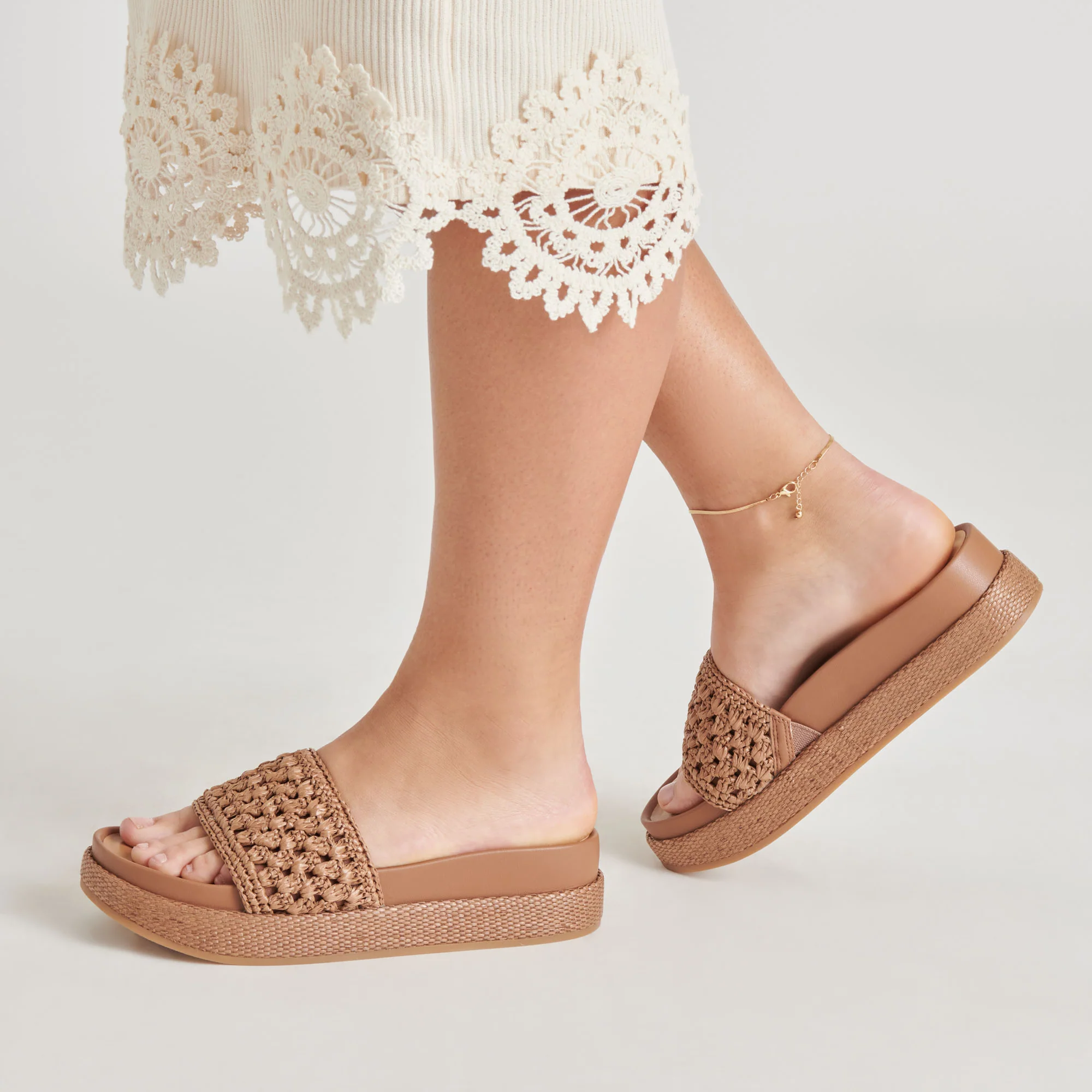 SIDONA SANDALS BROWN RAFFIA - Image 2